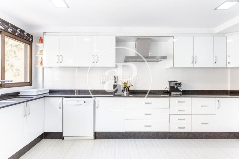 Foto e7c5a33c-1850-465b-a3c9-94b0929c4c6b. Alquiler casa  en alquiler unifamiliar en picanya en Paiporta