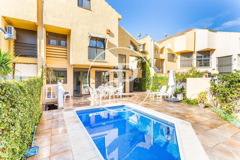 Foto 12116806-17ee-4528-9120-d00c3343eade. Location maison avec chauffage parking piscine dans Paiporta