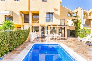 Location Maison  Carrer serra perentxisa. Casa en alquiler unifamiliar en picanya