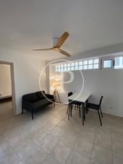 Location Appartement  C/ de benicarló. Piso en alquiler en benimaclet