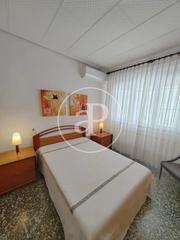 Location Appartement  C/ de sant josep de pignatelli. Piso en alquiler en torrefiel