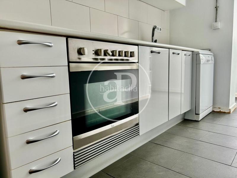 Foto 015496d7-b2f2-4325-abdb-eb81e7e6404b. Miete etagenwohnung mit heizung in Gran Via Valencia
