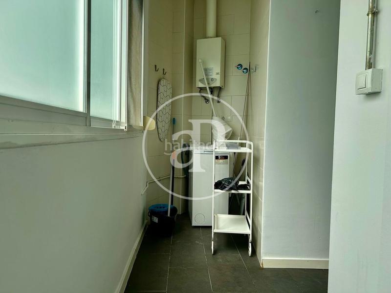 Foto 68fd251f-e554-4a44-ab67-48e905902df7. Miete etagenwohnung mit heizung in Gran Via Valencia