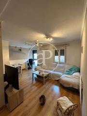 Location Appartement  Carrer del primer de maig. Piso en alquiler en el barrio de la luz