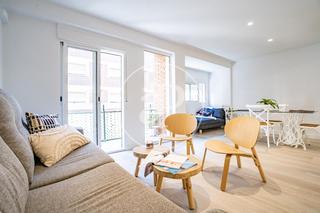 Location Appartement  C/ d'agustí centelles ossó (fotògraf). Piso en alquiler en san antoni