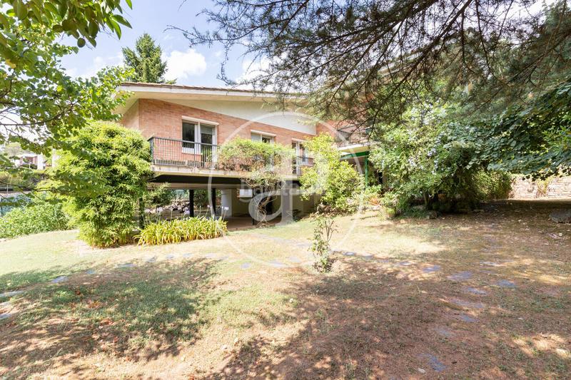 Foto 9e8f6dce-bf7a-4137-8723-f930781bc741. Maison avec chauffage parking dans Bellaterra