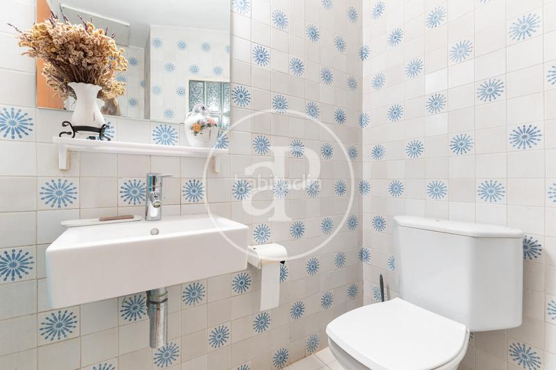 Foto a0742f99-a50b-43ed-8eaf-4d3768a3c86d. Maison avec chauffage parking dans Bellaterra