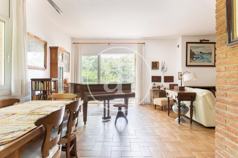 Foto afc84d4a-65ec-4d24-a1ad-0f806d9a1f8d. Maison avec chauffage parking dans Bellaterra