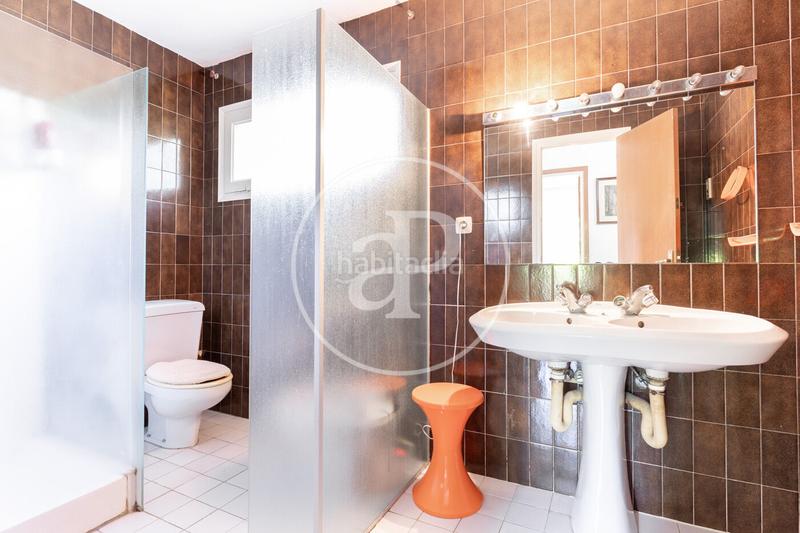 Foto dd04839d-d11d-444b-a249-5b9f68c7acf3. Maison avec chauffage parking dans Bellaterra