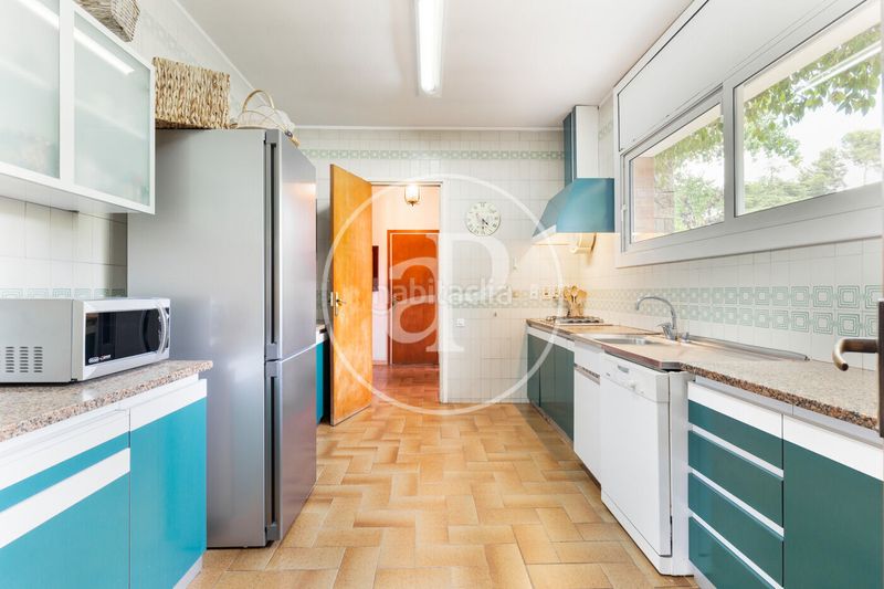 Foto a347422f-0a10-4b3f-bdd4-5f0809ca2628. Casa amb calefacció aparcament a Bellaterra