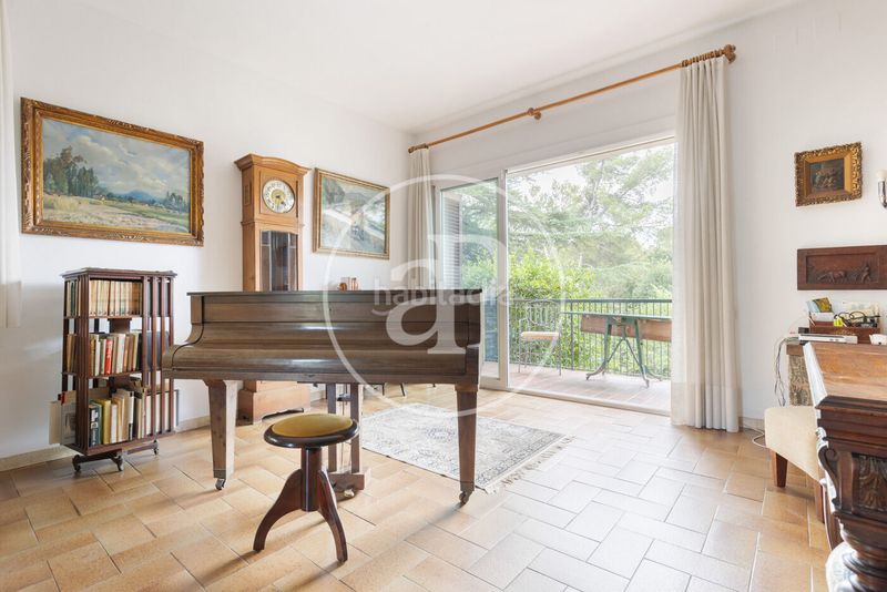 Foto eeb89dff-edfb-4e3d-b698-ff02c8f1feb9. Casa amb calefacció aparcament a Bellaterra