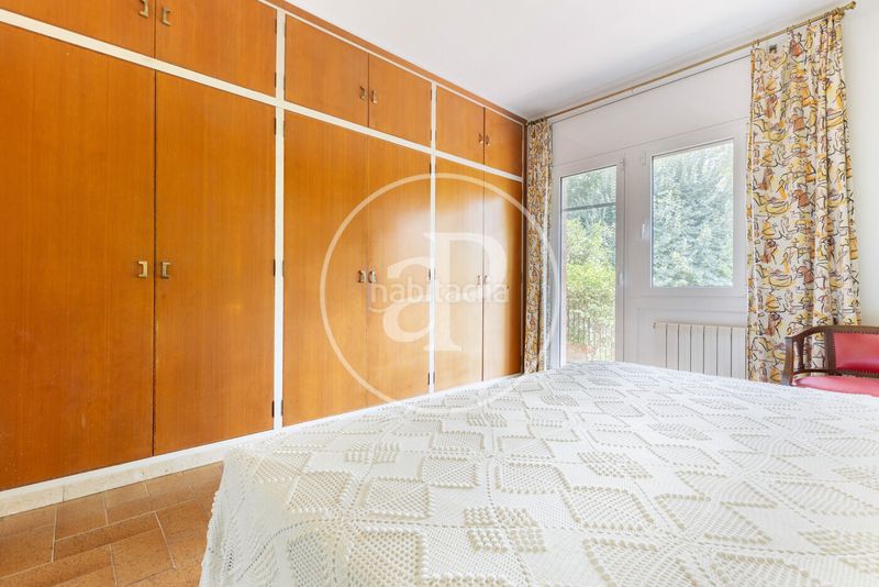 Foto fa309c9e-2aea-4024-a19e-abe2e5cd3b7c. Casa amb calefacció aparcament a Bellaterra