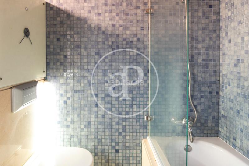 Foto 1b88fe63-e9c8-466e-9406-16c720fe269d. Location appartement avec chauffage dans L´Antiga Esquerra de l´Eixample Barcelona