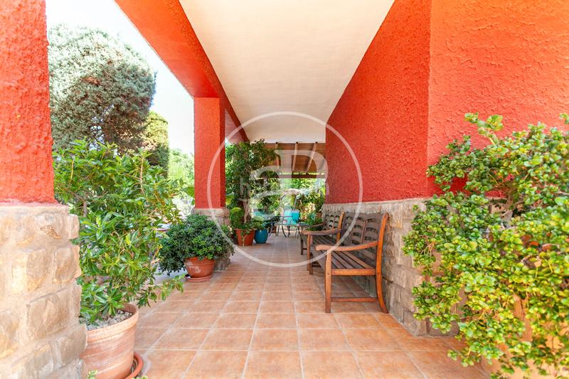 Foto a9360abe-8401-4590-96c4-34026e71a938. Casa amb calefacció aparcament piscina a El Puerto Dénia
