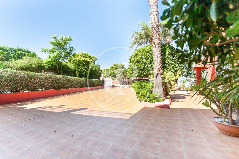 Foto e5bd1915-e64e-409c-828a-3e5c5afb29e8. Casa amb calefacció aparcament piscina a El Puerto Dénia