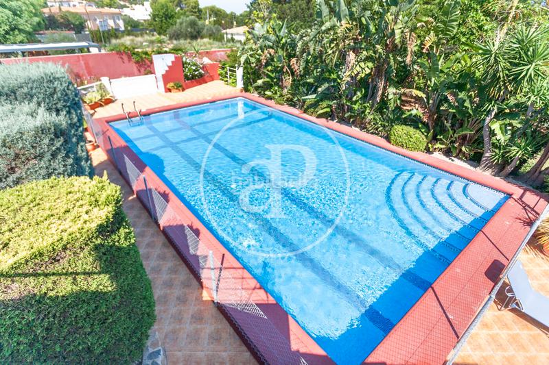 Foto eec996b4-f8b3-4d0c-b403-2e21ef77cfb8. Casa amb calefacció aparcament piscina a El Puerto Dénia