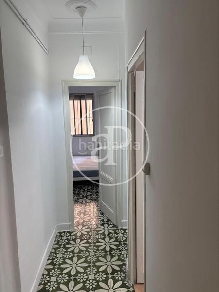 Foto a27cfc49-4191-4d33-8072-ce5aa0f86689. Rent flat with heating in Russafa Valencia