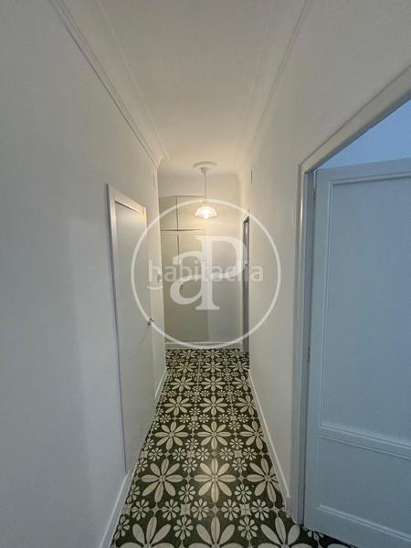 Foto d49b26e4-eee9-4d96-b2d9-e36a2b40e877. Rent flat with heating in Russafa Valencia