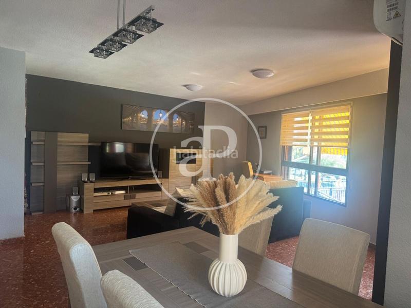 Foto ae19d17c-51f0-4834-821e-6c3501d40197. Rent flat with heating in Juzgados Mislata