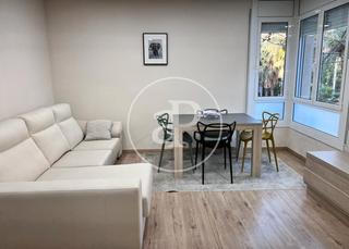 Miete Etagenwohnung  Rambla de prim. Piso en alquiler cerca de diagonal mar