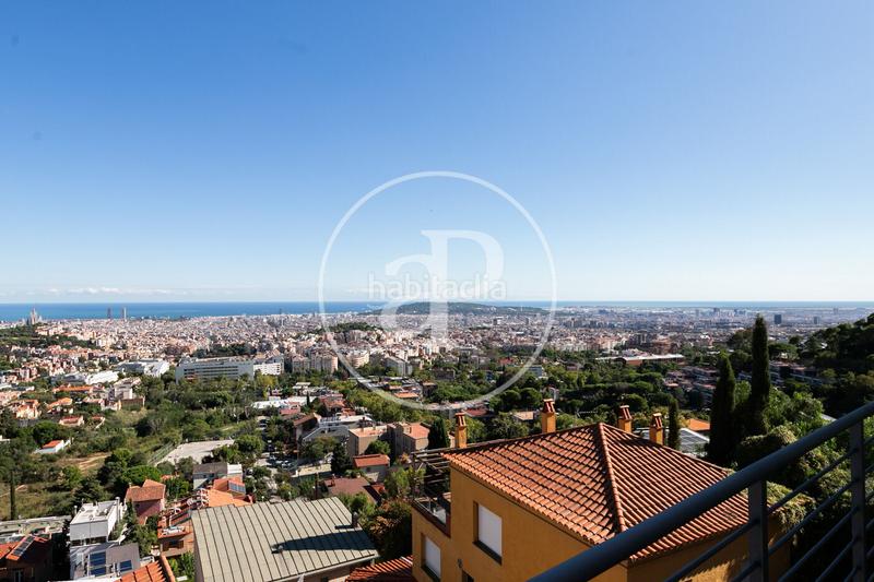 Foto 4af4f88a-1492-46cd-82fd-6380c6a22197. Miete haus mit heizung parking in Vallcarca - Penitents Barcelona