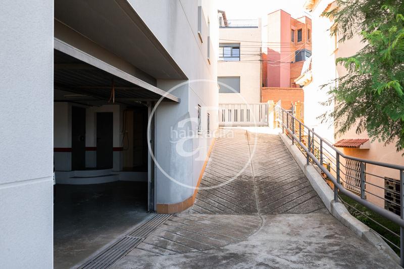 Foto bcb20629-475b-49df-845d-624575bf58d4. Miete haus mit heizung parking in Vallcarca - Penitents Barcelona
