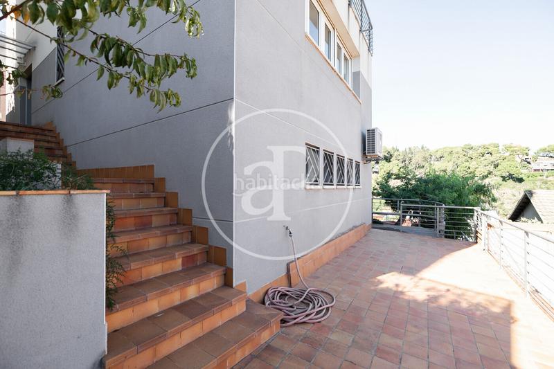Foto bdfb45ca-f338-4fec-bdde-aef2c997145c. Miete haus mit heizung parking in Vallcarca - Penitents Barcelona