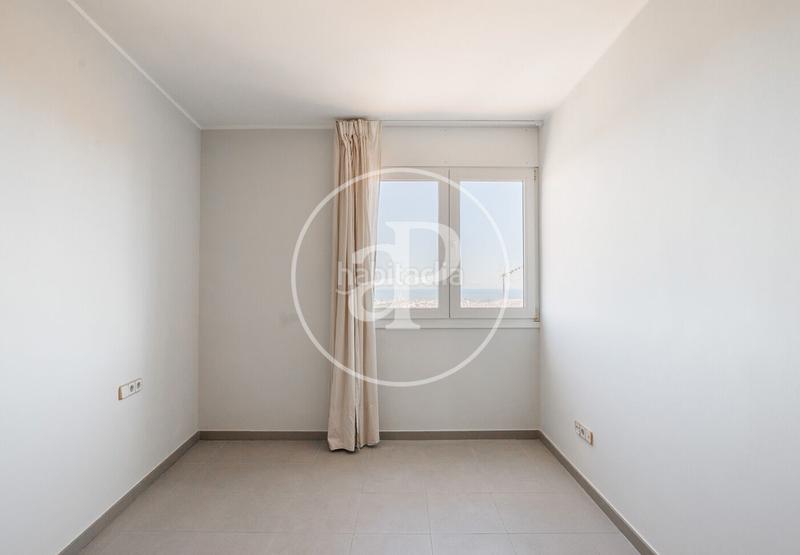Foto e2553474-a9a0-4660-a549-40804c1644c7. Miete haus mit heizung parking in Vallcarca - Penitents Barcelona