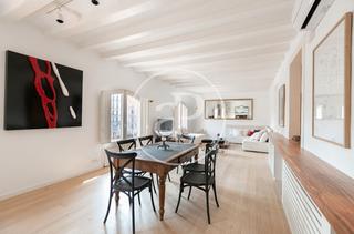 Alquiler Piso  Carrer de la fusina. Piso tipo loft en alquiler frente al mercado del born  barcelona