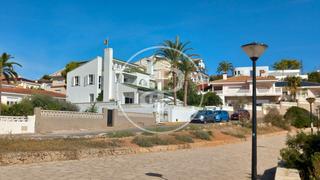 Casa aparellada a Playa de la Concha. Chalet en venta en oropesa del mar