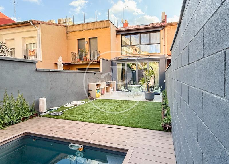 Foto c3fe9d6e-eb68-44b4-9cae-2a286906c9f3. Maison avec chauffage parking piscine dans Sant Ramon - Maternitat Barcelona