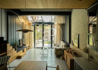Casa  Carrer del comte de güell. Casa modernista en venta en les corts