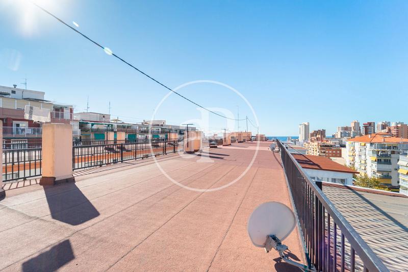 Foto 8b42edb0-ac33-4e3c-af81-58f48b797ae8. Appartamento con riscaldamento in Centro Urbano Benidorm