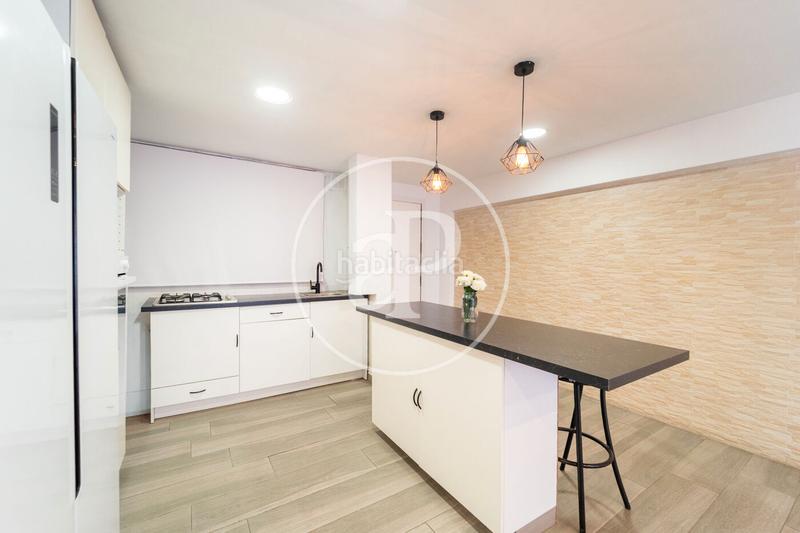 Foto 9076e250-eccb-46d5-a94e-bd25b08cb257. Appartamento con riscaldamento in Centro Urbano Benidorm