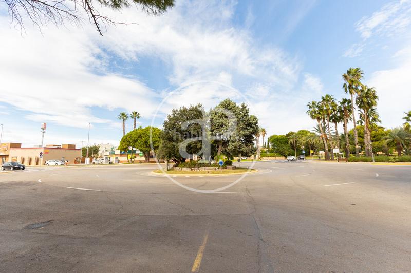 Foto b9b3fd2e-baa2-4393-ab67-5c99f1c6614a. Maison avec chauffage parking piscine dans Camí de Paterna-Lloma del Calderer Bétera