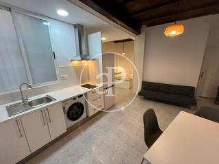 Lloguer Pis  C/ de les avellanes. Piso en alquiler en ciutat vella