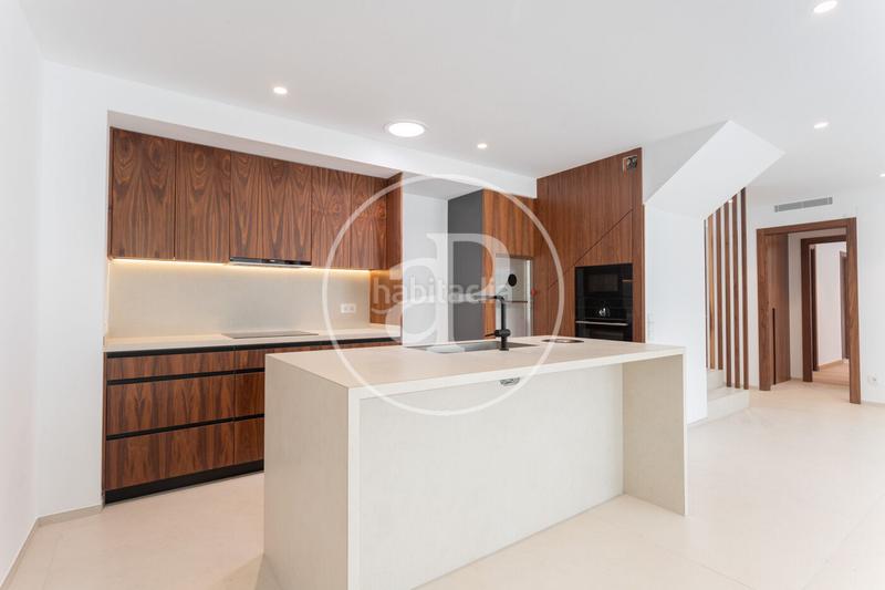 Foto 32f9351a-a036-446a-aa54-0d7d20fc2750. Attico con riscaldamento parcheggio in Centre - Estació Sant Cugat del Vallès