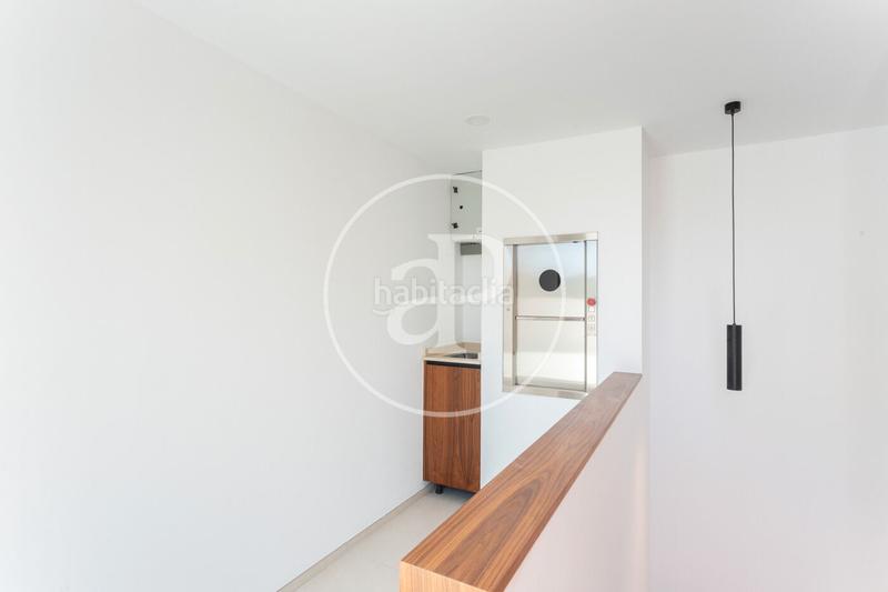 Foto 33d72710-205a-4e39-bad7-a53f1925342b. Attico con riscaldamento parcheggio in Centre - Estació Sant Cugat del Vallès