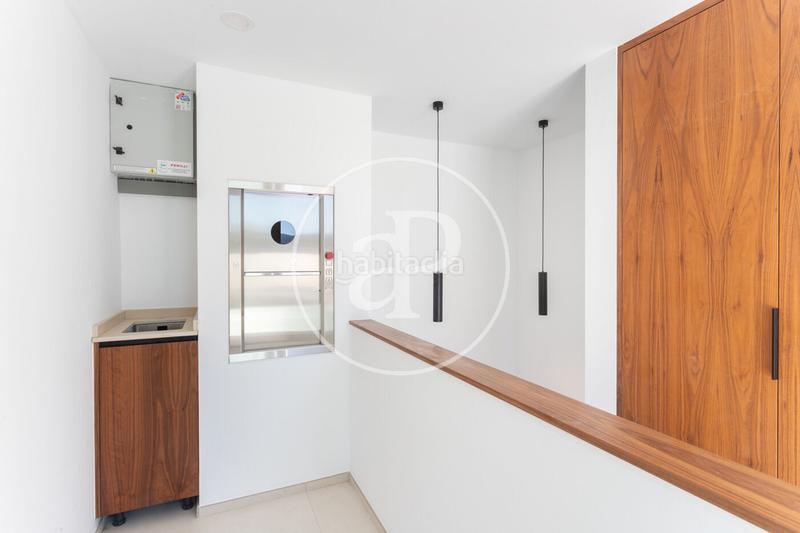 Foto 4b820f6e-6bdc-4fea-a885-309fd9eb49ad. Attico con riscaldamento parcheggio in Centre - Estació Sant Cugat del Vallès