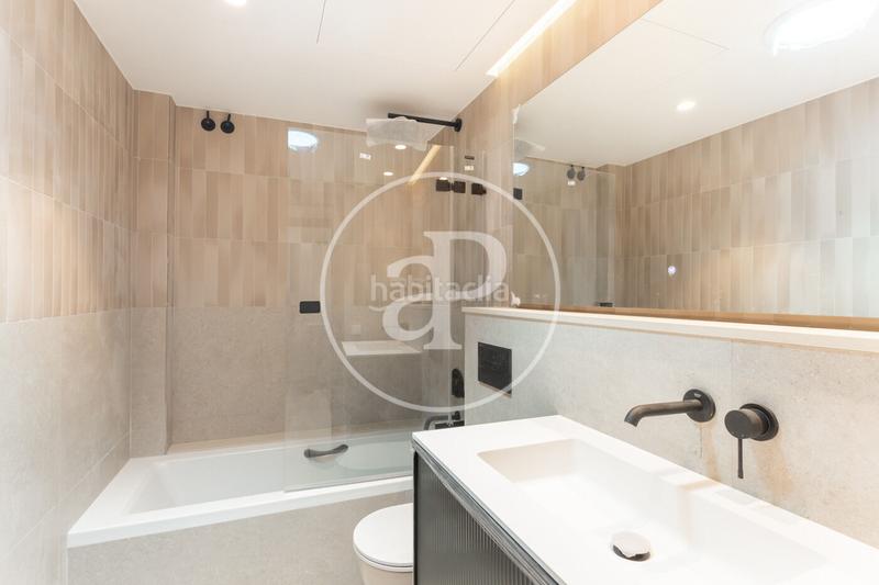 Foto eb734584-ca31-41f5-bd78-f0f88b3c9f49. Attico con riscaldamento parcheggio in Centre - Estació Sant Cugat del Vallès