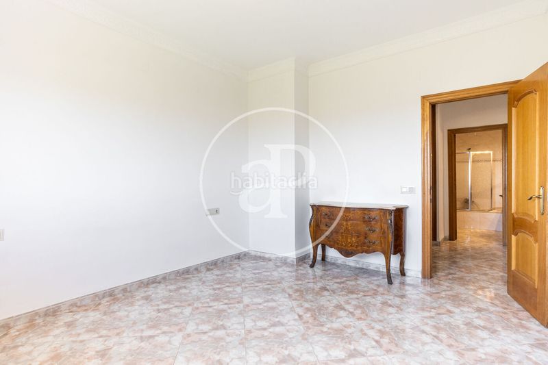 Foto 641000e8-ba4c-4698-9739-4f1945540150. Pis amb calefacció aparcament piscina a El Saler Valencia