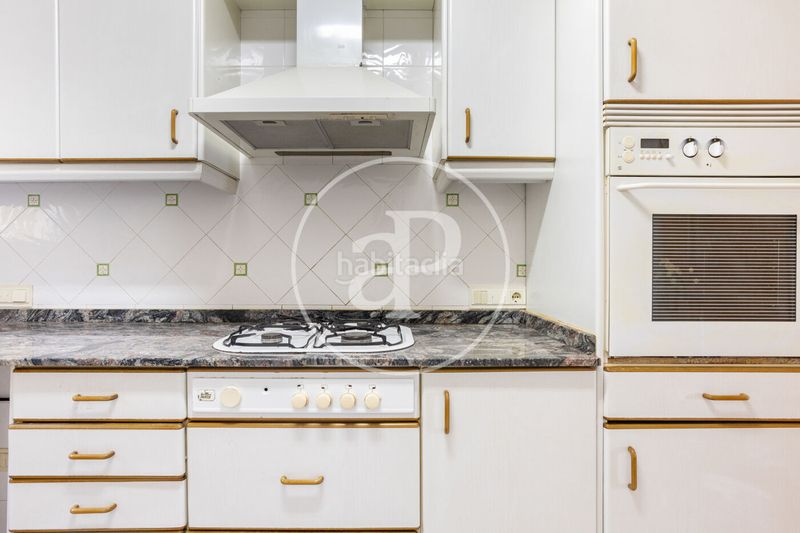 Foto 9b6b2607-a1bc-419a-9c31-6153c9f425eb. Pis amb calefacció aparcament piscina a El Saler Valencia