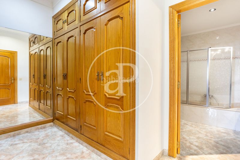 Foto b6f8d711-603d-4e5b-a33f-76c980cc3b57. Pis amb calefacció aparcament piscina a El Saler Valencia