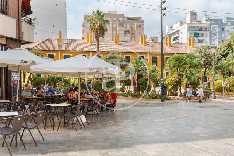 Foto f1cfff8d-021f-44ce-8e5a-800dbec66e57. Piso  en venta en patraix en Arrancapins Valencia