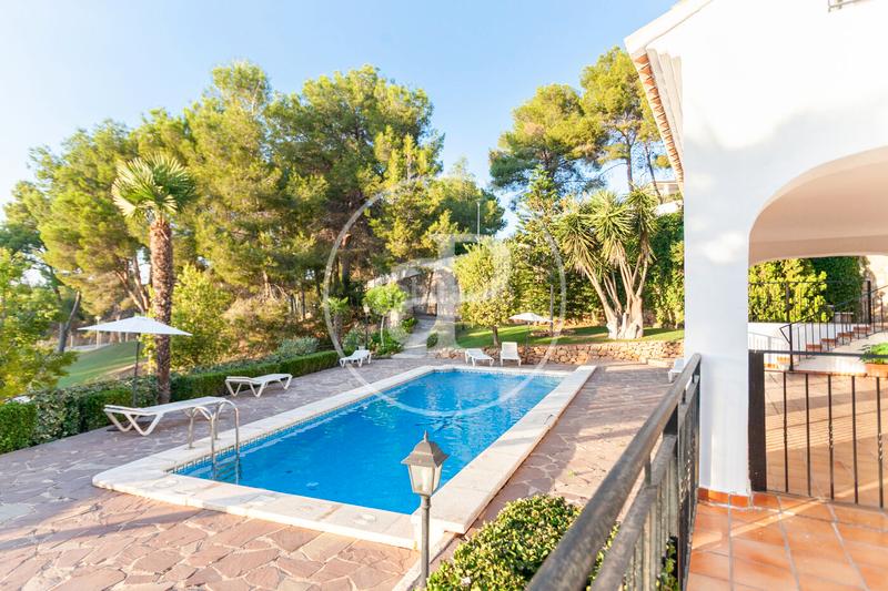 Foto 8a9a47e4-820d-4321-a54d-3fe3be926a78. Ático  en venta en El Bosque en El Bosque Chiva