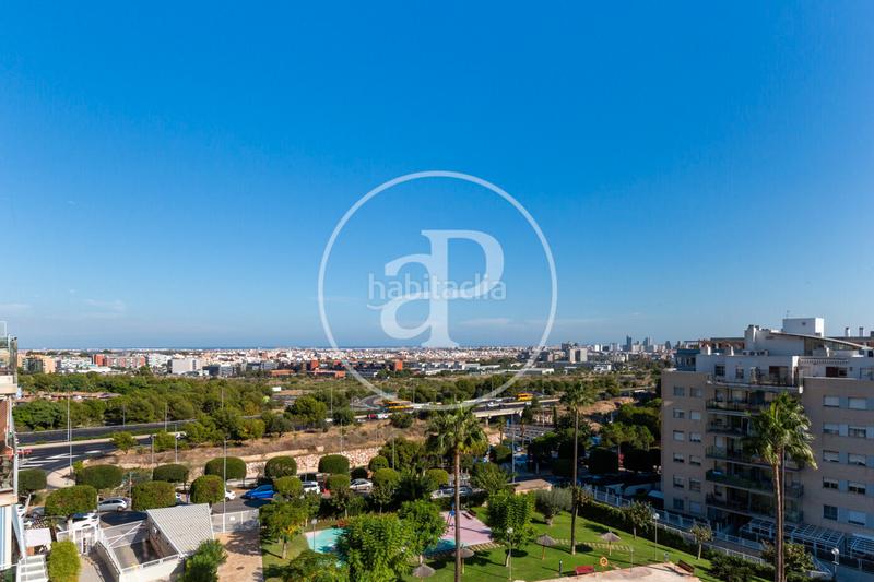 Foto 1b54da52-81c6-40ad-b206-3c1f4b9639d9. Location attique avec chauffage parking piscine dans Paterna