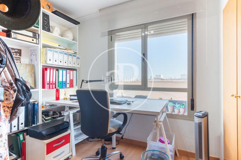 Foto 5cf69466-da28-46b6-97c2-7e435bcd311f. Rent penthouse with heating parking pool in Valterna Paterna