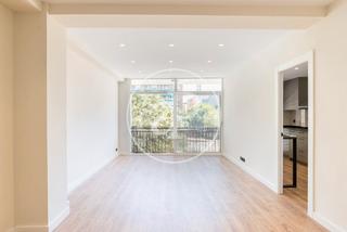Piso  Carrer de melcior de palau. Piso en venta en zona sants