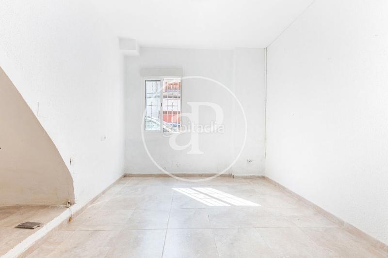 Foto 90d87d2c-500d-4620-baf8-e66e6b1ca8df. Casa pareada casa en venta en Poble Nou Torrent