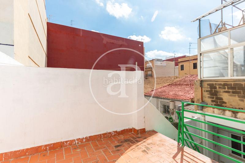 Foto a60d8de8-70e9-45fa-b803-c4c99147096b. Casa pareada casa en venta en Poble Nou Torrent